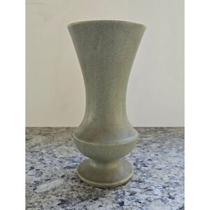 Vintage McCoy Floraline Mid Century Vase No. 401 Matte Green 9.5 in tall